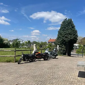  Vakantiehuis Charming Authentic Renovated Farm